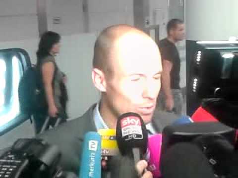 Arrival of FC Bayern München at Munich Airport 1/2