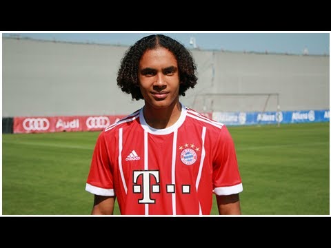 FC Bayern: Joshua Zirkzee trifft gegen Paris Saint-Germain