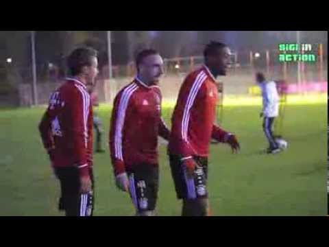 Teil 1: FC Bayern München Training bei Flutlicht am 30.10.2013