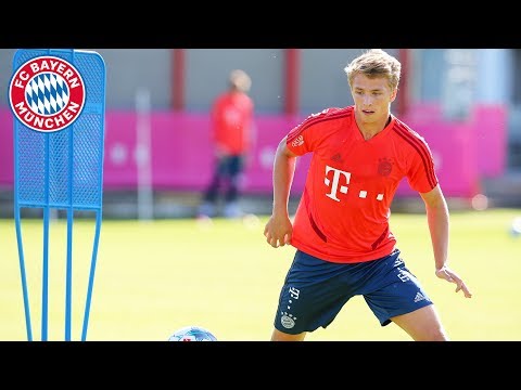 Welcome, Fiete Arp! – His Start at FC Bayern